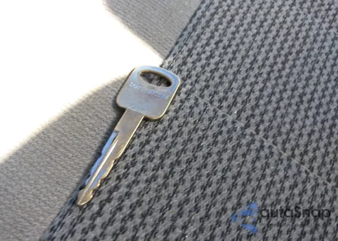 1997 Ford F-150 Lariat/Standard/Xl/Xlt из США, поврежденный, VIN 1FTDF18W0VNC86604